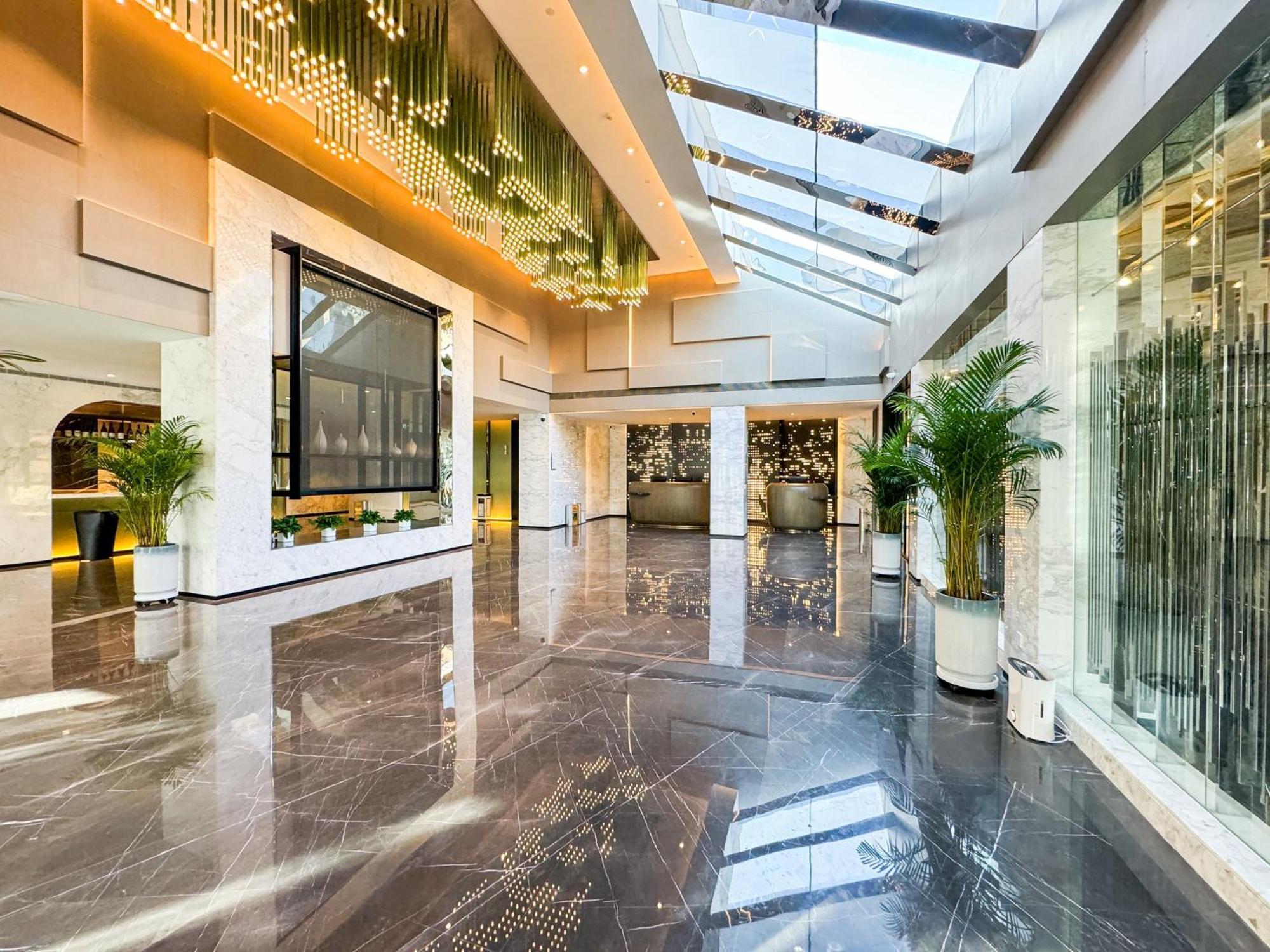 Holiday Inn Zhengzhou Zhongzhou By Ihg Extérieur photo